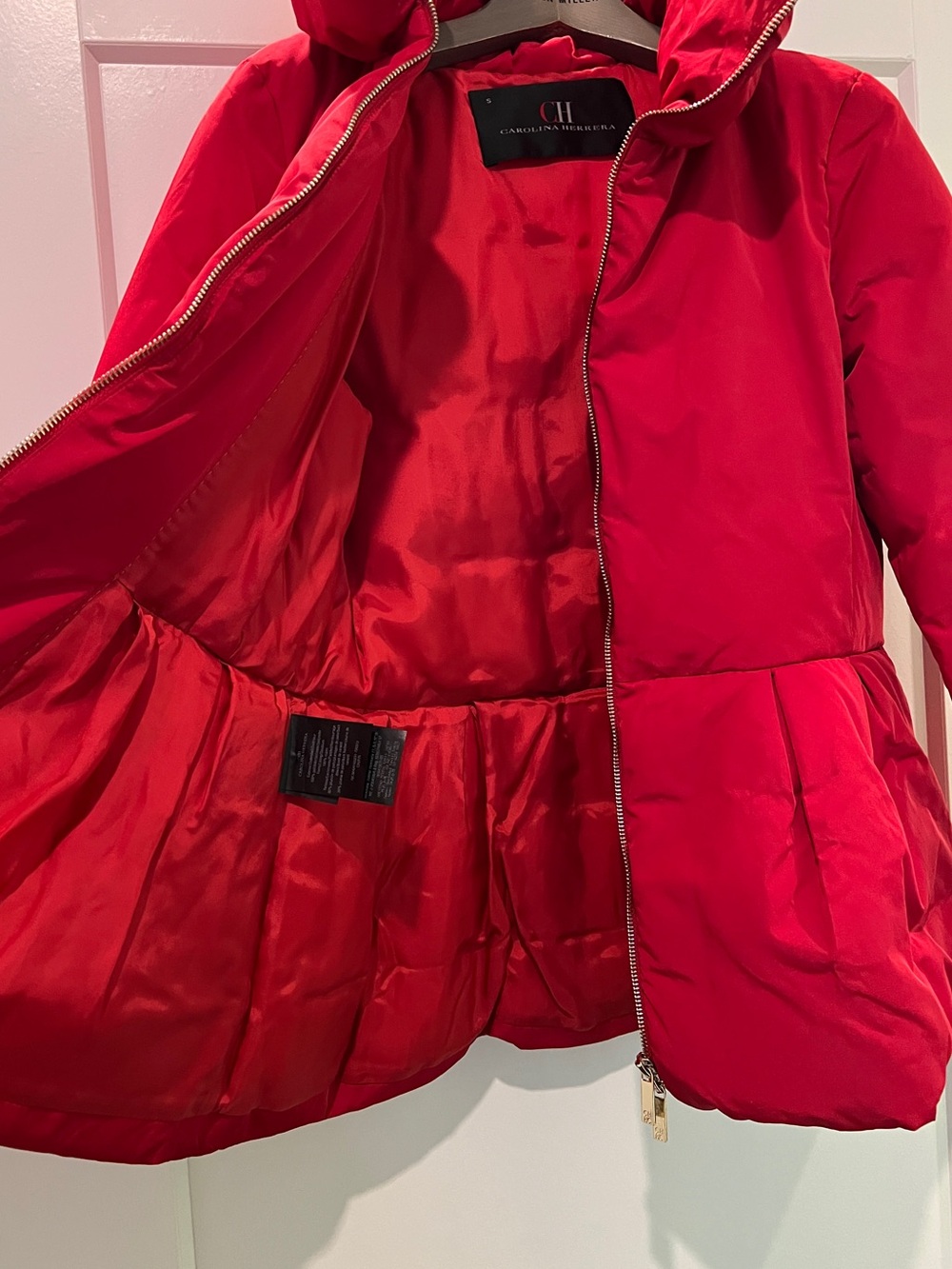 CH Carolina Herrera Red Peplum Puffer Coat Down Feather High Stand Collar S - Picture 5 of 11